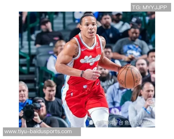 克莱谈莫兰特:他坐在板凳上胡说八道,几乎是其生涯的写照 克莱谈莫兰特:他坐在板凳上胡说八道,几乎是其生涯的写照