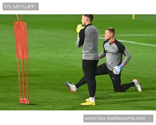 德天空:特尔施特根冬窗可能离队,已有球队询问 德天空:特尔施特根冬窗可能离队,已有球队询问