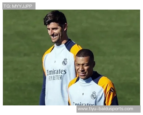 巴尔韦德:后场有库尔图瓦和前场有姆巴佩,我们很安心 巴尔韦德:后场有库尔图瓦和前场有姆巴佩,我们很安心