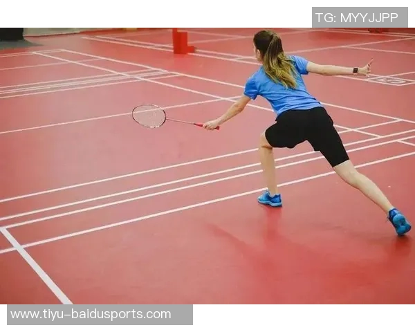 身高会限制球技？不！他依然是球场上最靓的仔！